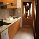 Anesis Konukevi 3*