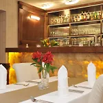 Anesis Penzion 3*
