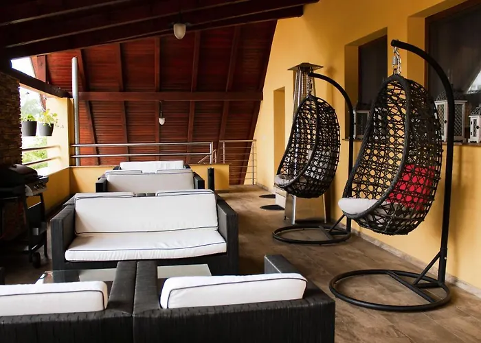 Anesis Casa de hóspedes 3*